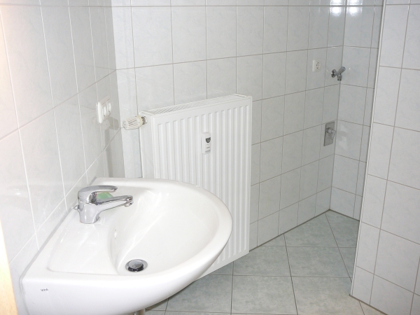 Großzügige 3-Raum Wohnung mit Balkon - in beliebter Lage von Annaberg ab 01.07.25
