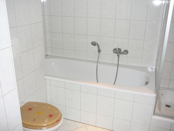 Großzügige 3-Raum Wohnung mit Balkon - in beliebter Lage von Annaberg ab 01.07.25