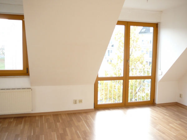 5-Raum-Wohnung im Dachgeschoss ab sofort